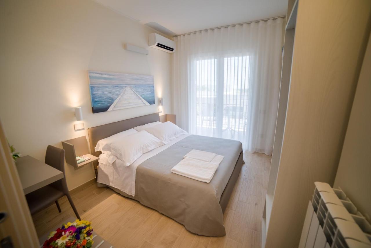 Kamilia Guestrooms San Cassiano  Extérieur photo